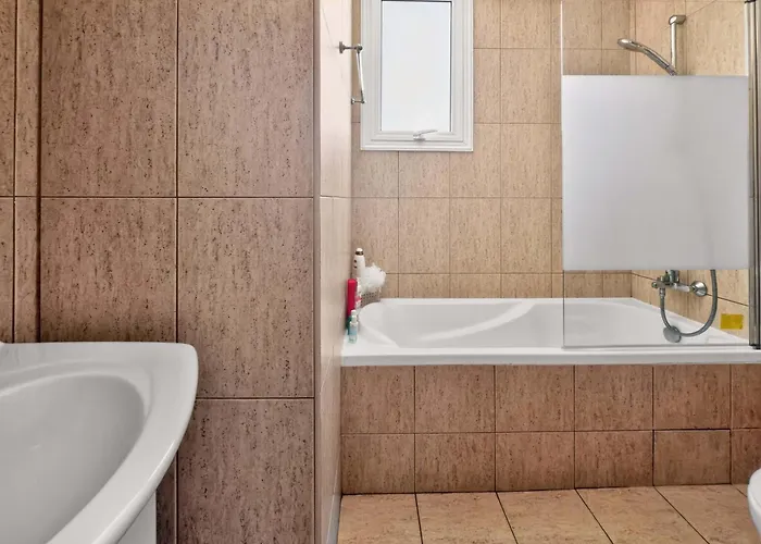 Ioli - 3br Retreat Near Kalamies *