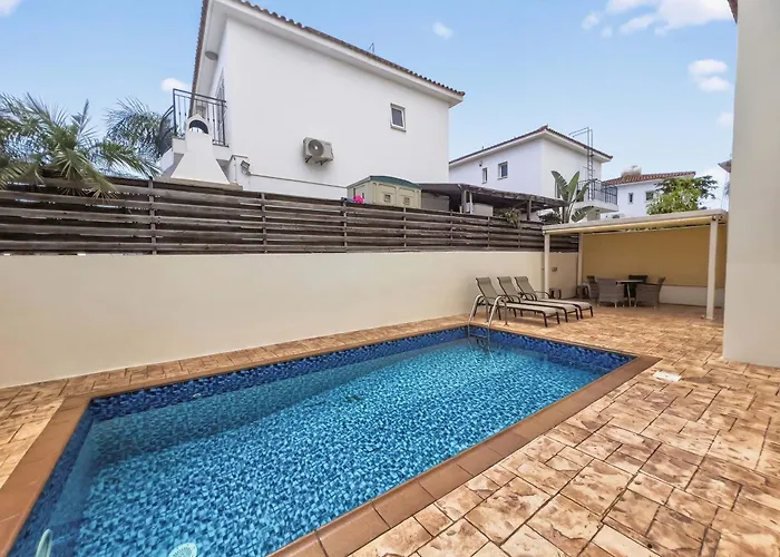 ヴィラ Ioli - 3br Retreat Near Kalamies プロタラス