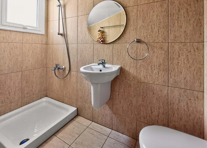 Ioli - 3br Retreat Near Kalamies