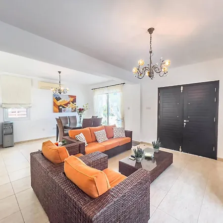 Ioli - 3br Retreat Near Kalamies Villa