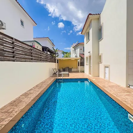 Villa Ioli - 3br Retreat Near Kalamies